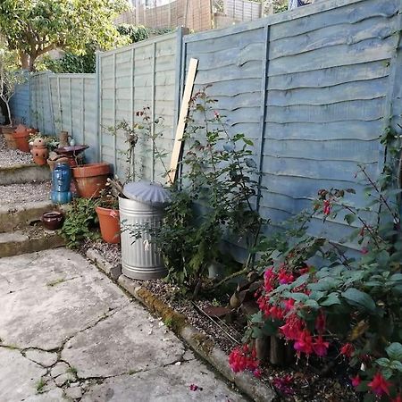 فيلا Seaside 2 Bed Terraced House With Garden هاستَنغ المظهر الخارجي الصورة