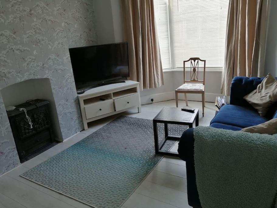 فيلا Seaside 2 Bed Terraced House With Garden هاستَنغ المظهر الخارجي الصورة