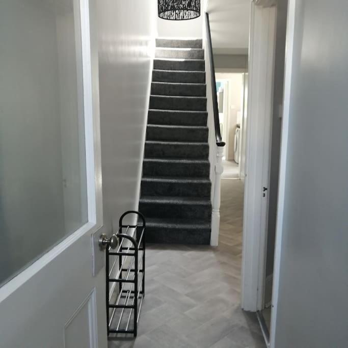 فيلا Seaside 2 Bed Terraced House With Garden هاستَنغ المظهر الخارجي الصورة